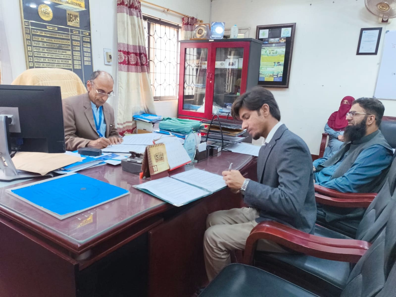 DecentraSec CEO with MUET Dean after MoU signing